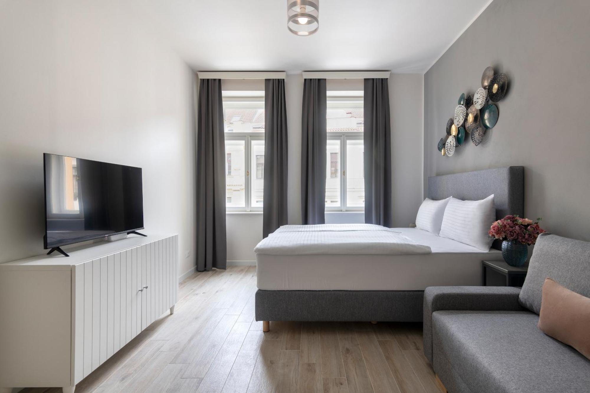 Kinsky Garden Apartments And Suites By Dwellfort Prague Luaran gambar