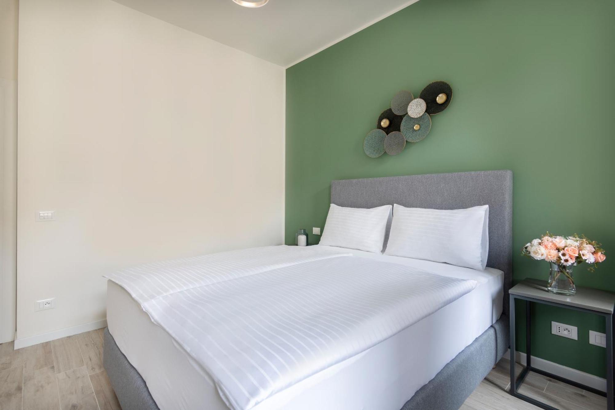 Kinsky Garden Apartments And Suites By Dwellfort Prague Luaran gambar