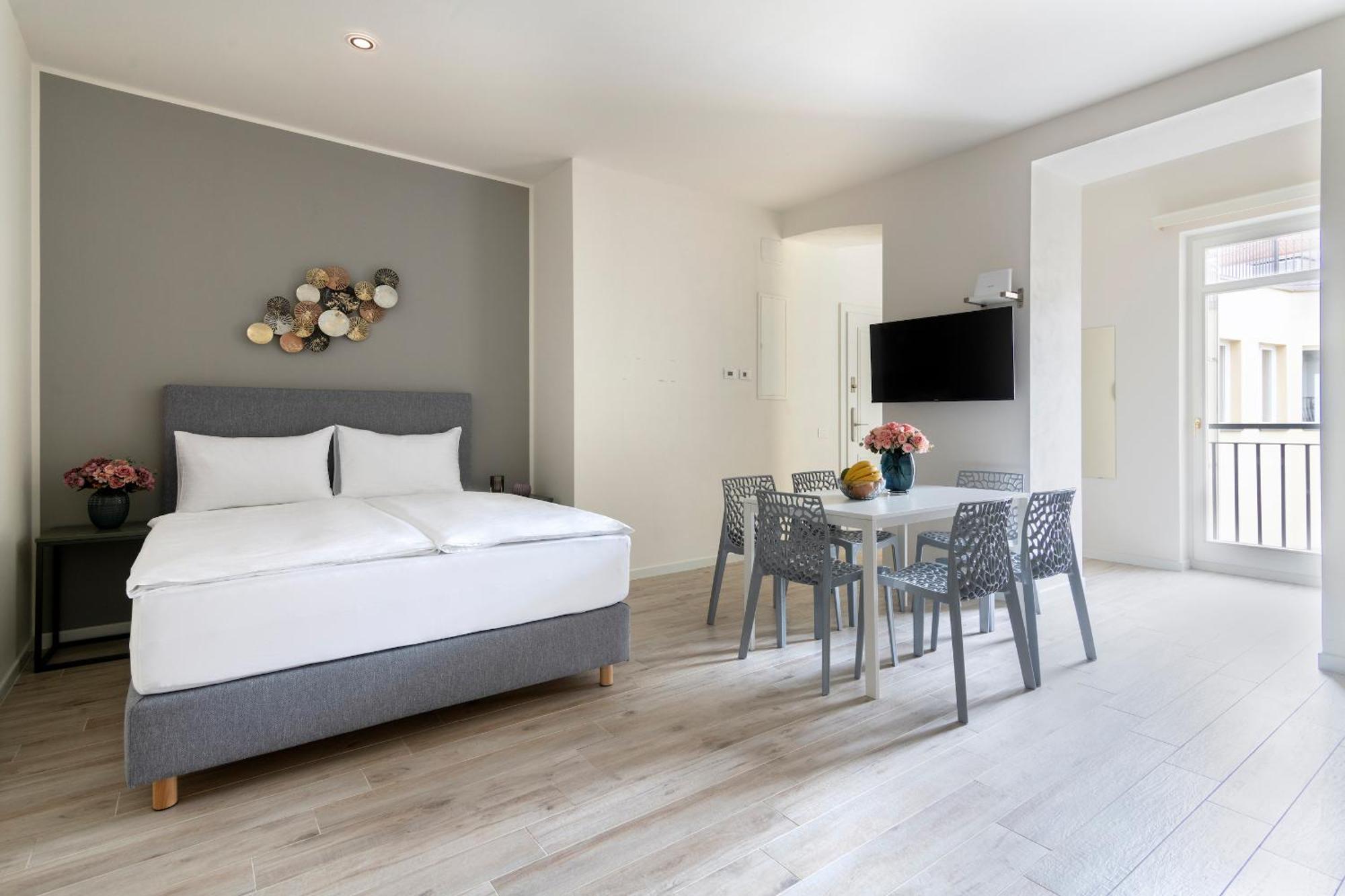Kinsky Garden Apartments And Suites By Dwellfort Prague Bilik gambar