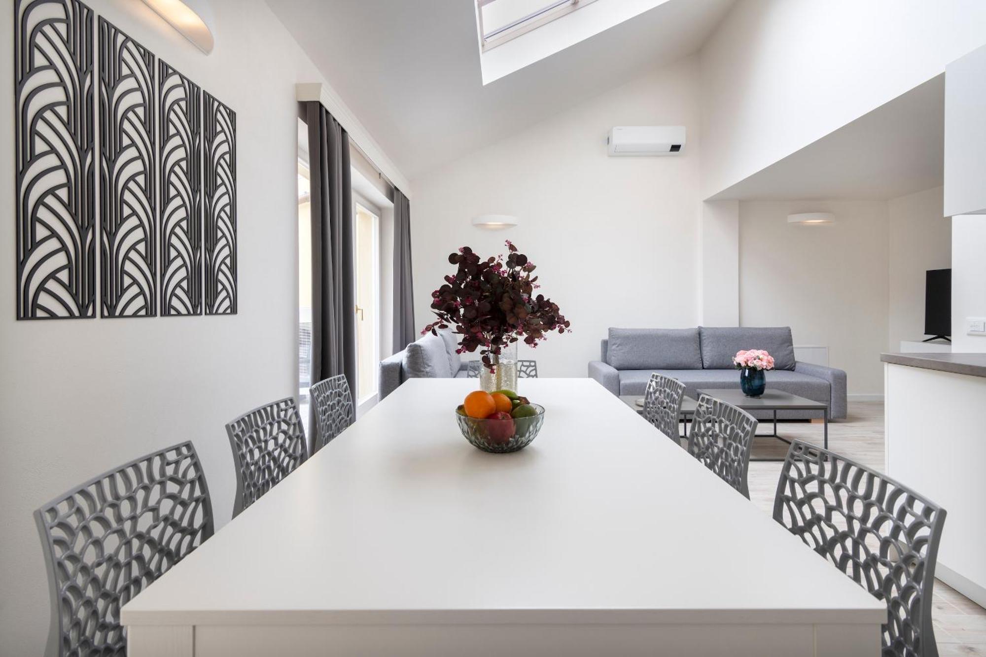 Kinsky Garden Apartments And Suites By Dwellfort Prague Luaran gambar